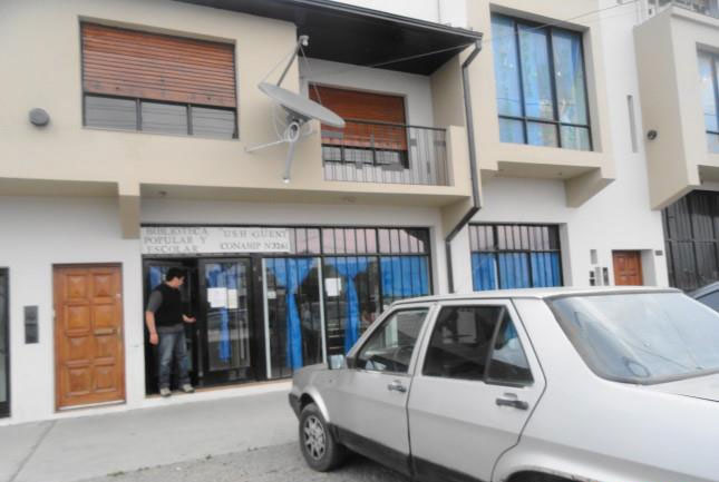 Biblioteca Popular y Escolar "Ush Güent"